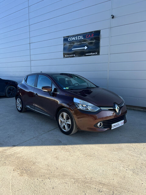 Renault Clio IV 1.5 DCI 90CH-DISTRIBUTION & ENTRETIEN OK -TOIT PANO -CARP 2016 occasion P&eacute;rigny 94520