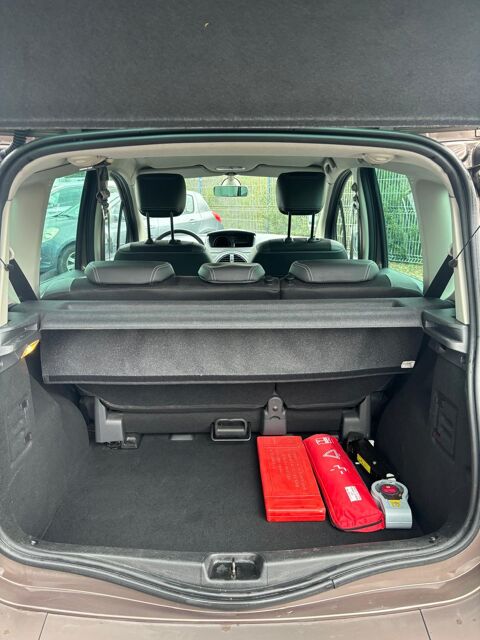 Grand Modus 1.5 DCI 85 / FAIBLE KILOMETRAGE / GARANTIE 12 MOIS 2011 occasion 49290 MAUGES SUR LOIRE
