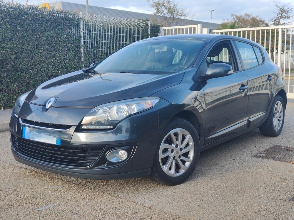 M&eacute;gane 1.5 dCi 90 eco2 BUSINESS { 103 000Km } 2013 2013 occasion 34070 MONTPELLIER