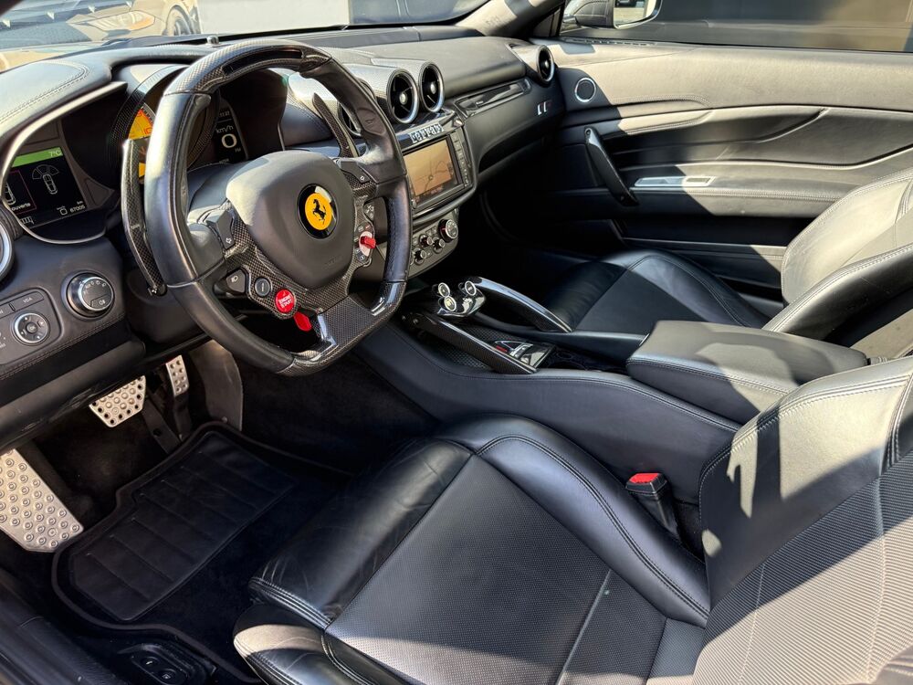 Ff V12 / CARNET / GARANTIE POWER / 68895 KMS 2012 occasion 62780 CUCQ
