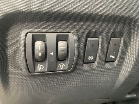 Captur dci 90CV ENERGY ECO2 190.530KMS 09/2015 2015 occasion 85610 La Bernardi&egrave;re