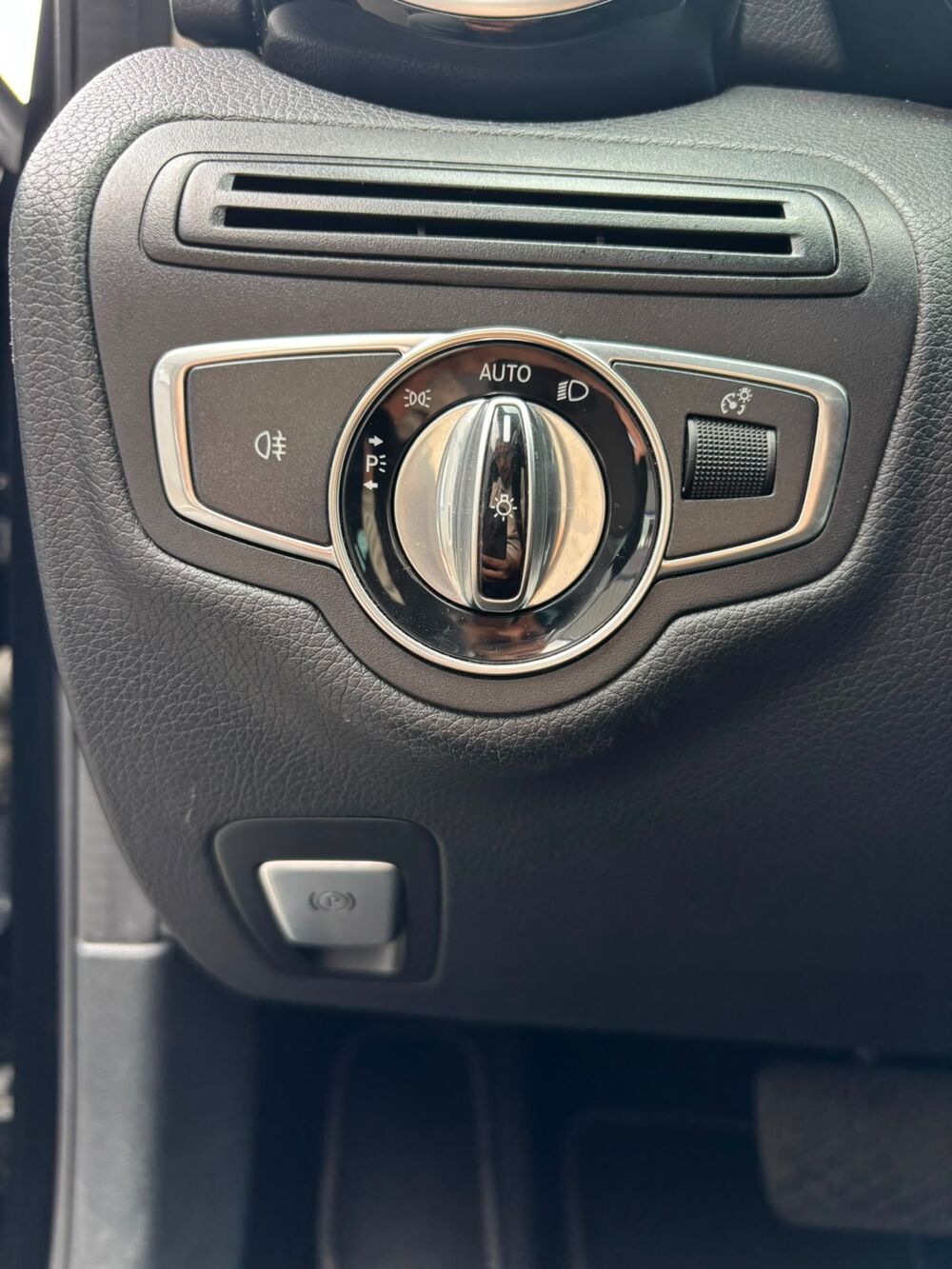 Classe C 180 d 7G-Tronic Plus / Garantie 12 mois 2015 occasion 49290 MAUGES SUR LOIRE