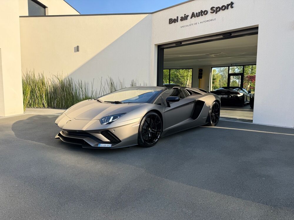 Aventador S ROADSTER 6.5L V12 / 741 CH / CARNET COMPLET / TVA / 34352 2018 occasion 62780 CUCQ