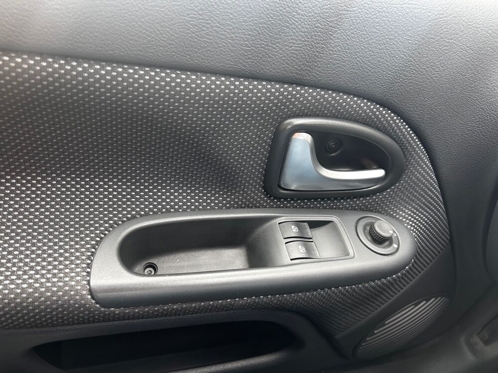 Clio II CAMPUS - 1.2 16V 75cv - 2009 occasion 45560 Saint-Denis-en-Val