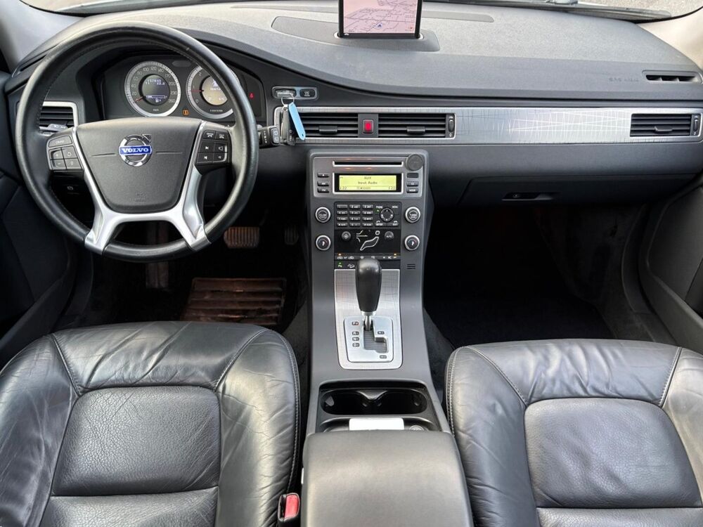 XC70 2.4 D5 AWD Momentum Cross Country – Automatique – 157 000 km 2010 occasion 69680 CHASSIEU