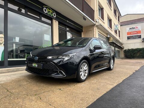 Toyota Corolla 122h Design MY23 2024 occasion Goussainville 95190