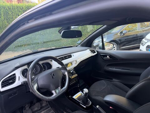 DS3 1.6 vti 120cv Graphic art faible kms 1er main garantie 6M 2013 occasion 69680 Chassieu