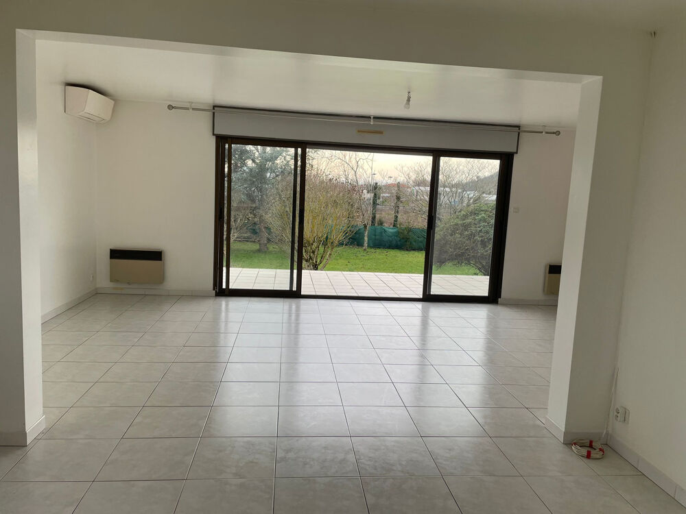 Maison 5 pièces 133 m² · à Moissac · 133 m² · 249 000 €