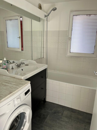  Appartement à louer 2 pièces 42 m²