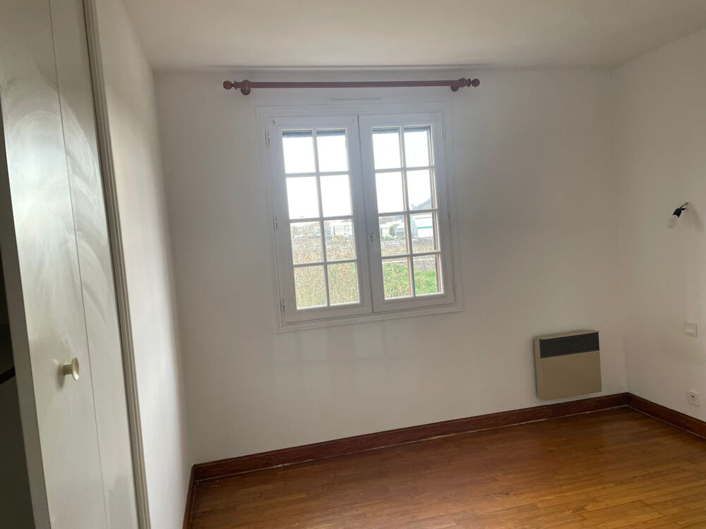 Charmante maison au calme avec jardin et garage.