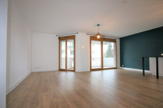  Appartement à louer 3 pièces 67 m²