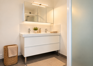Location Appartement APPARTEMENT TYPE 4 - MEUBLE - 16 route de Vignières - 74000 ANNECY Annecy