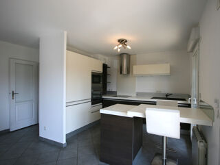  Appartement � louer 4 pi�ces 87 m�