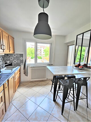  Appartement � louer 4 pi�ces 87 m�