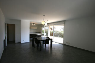  Appartement � louer 4 pi�ces 87 m�