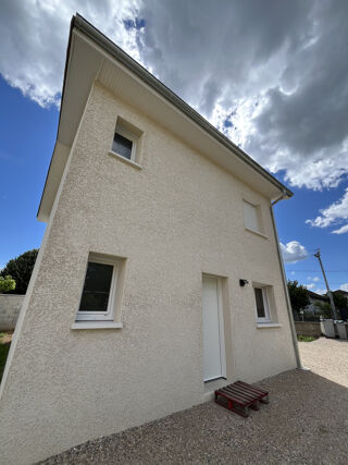  Maison à louer 4 pièces 94 m²