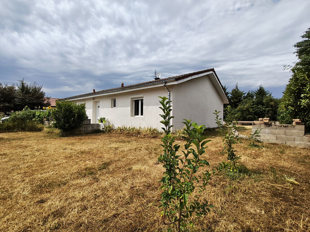 CHARVIEU-CHAVAGNEUX Maison de plain-pied de 103 m2 avec garage sur 677 m2 de terrain