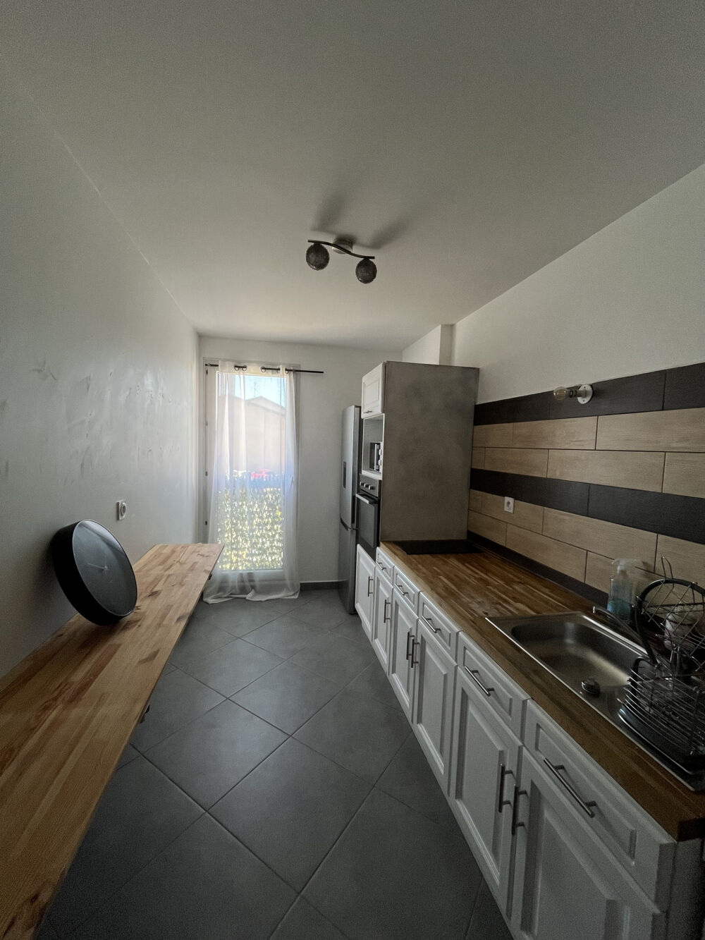 Location Appartement APPARTEMENT TYPE 2 MEUBLE 01360 LOYETTES CENTRE Loyettes