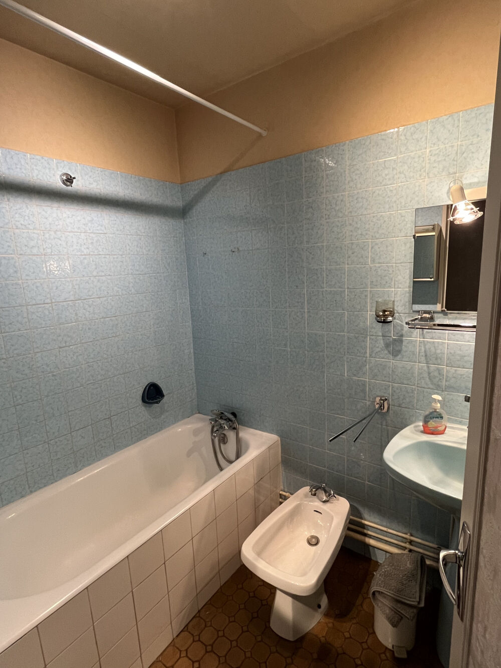 Ensoleillement et Luminosité assurés pour cet appartement T4 transformé en T3