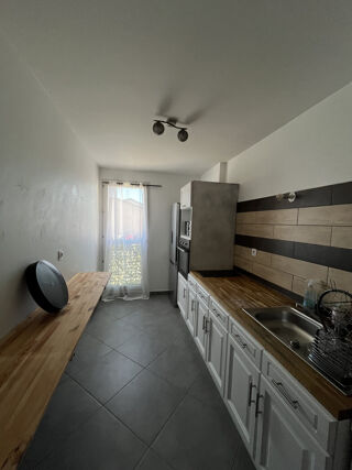  Appartement à louer 2 pièces 52 m²