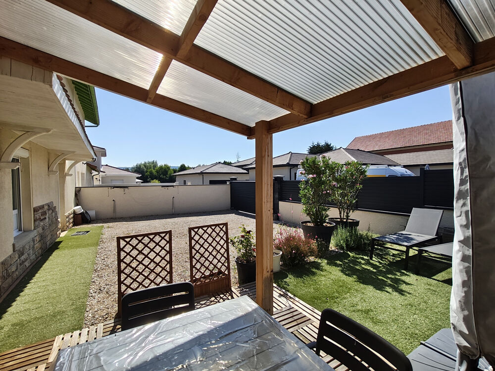 Coup de coeur à Saint-Romain-de-Jalionas Maison avec fort potentiel