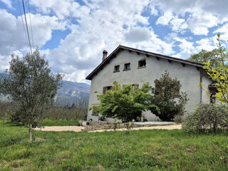  Maison � vendre 9 pi�ces 240 m�