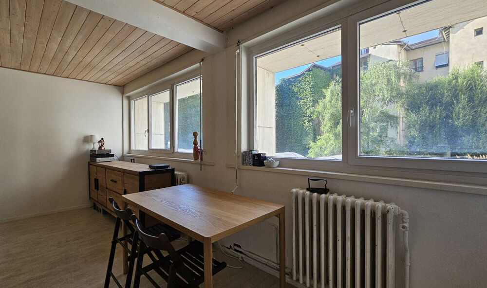Studio hyper centre ville de Grenoble