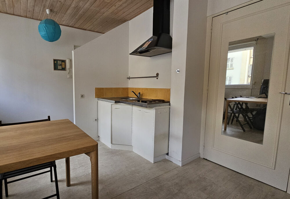 Studio hyper centre ville de Grenoble