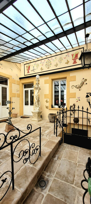  Maison  vendre 12 pices 180 m