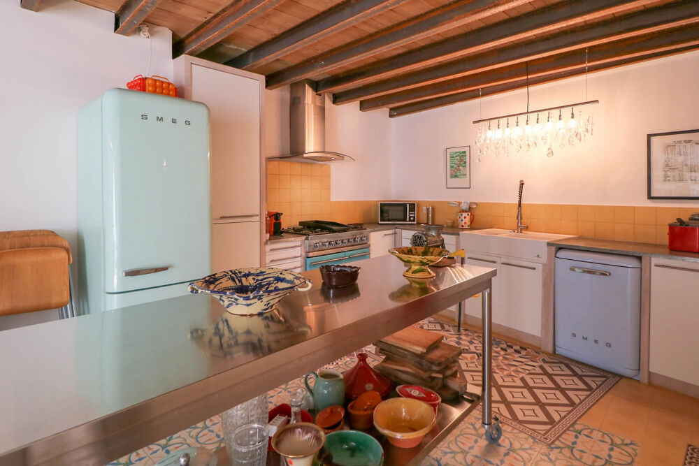 Vente Maison UZES CENTRE PIETON : Maison de ville style loft avec terrasse Uzes