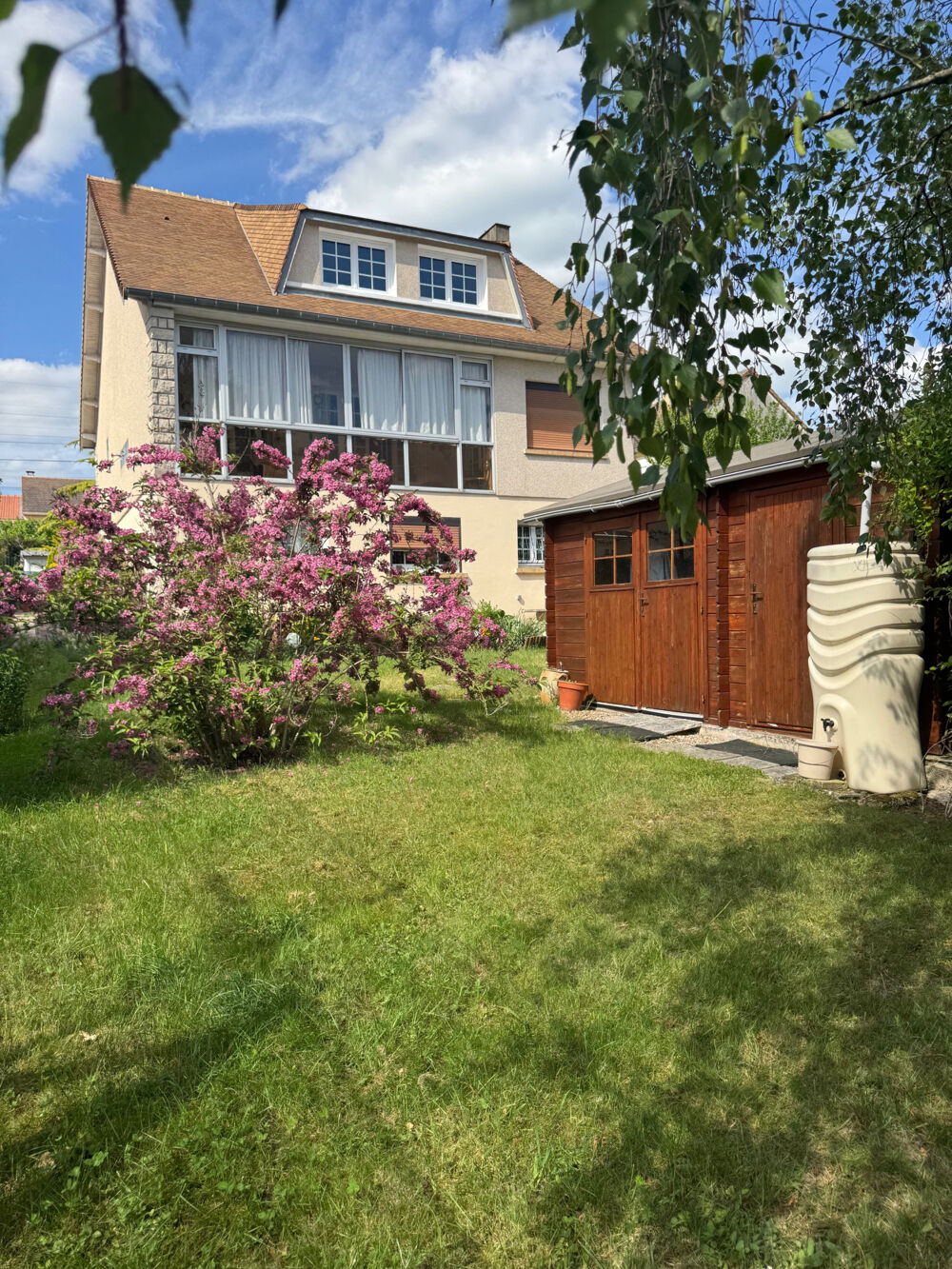 Maison 7 pièces 157 m² · à Corbeil Essonnes · 157 m² · 324 900 €