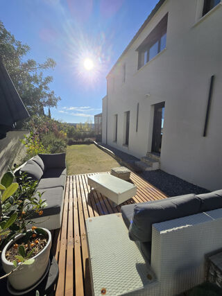 Maison � vendre 4 pi�ces 160 m�