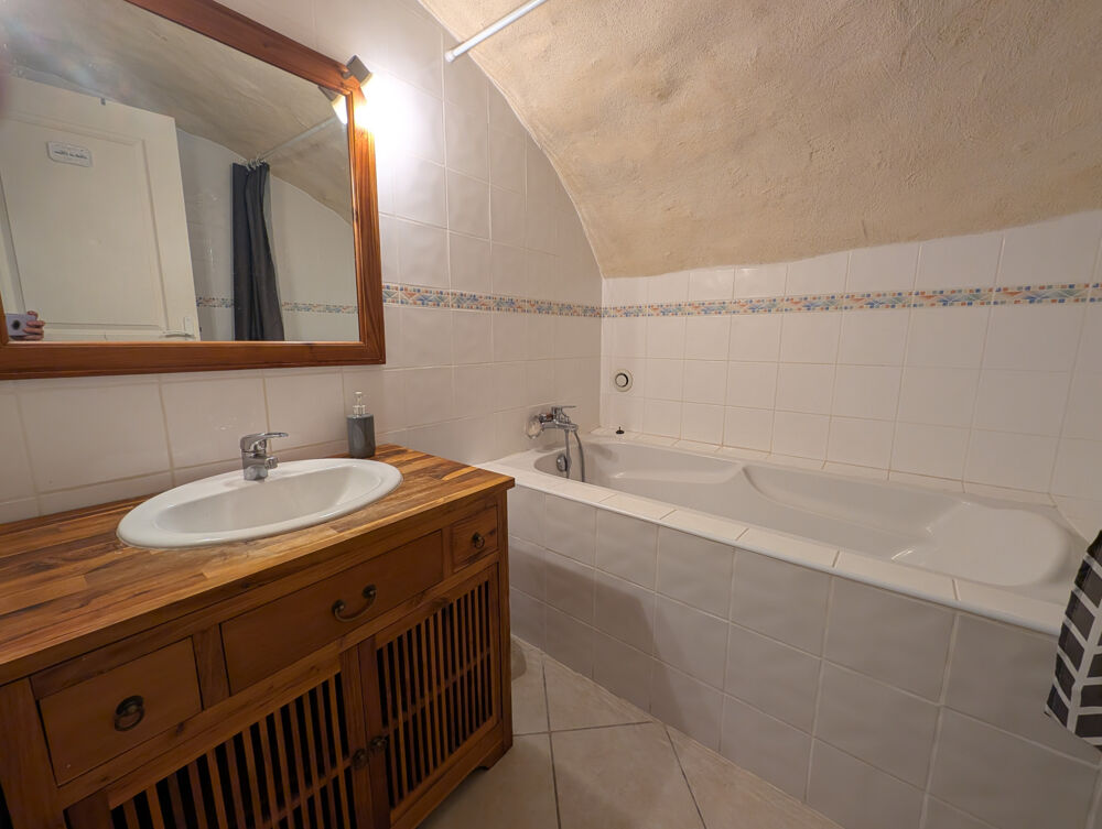 à vendre  Propriété/château Lavilledieu (07170)