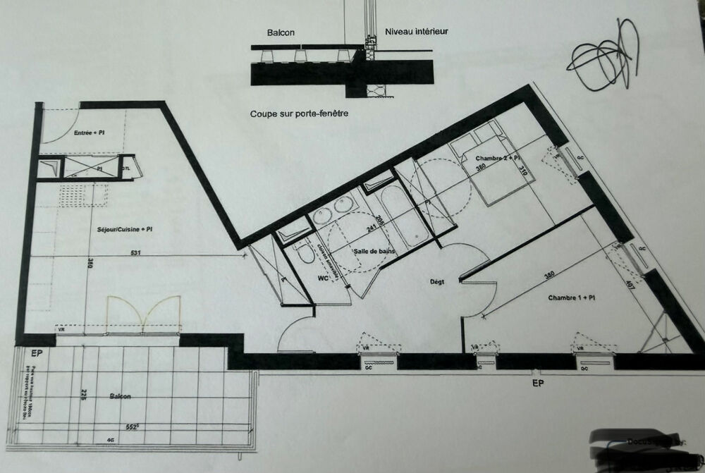 Vente Appartement À vendre   Superbe appartement 3 pièces avec grande terrasse, parking couvert et prestations récentes Avignon