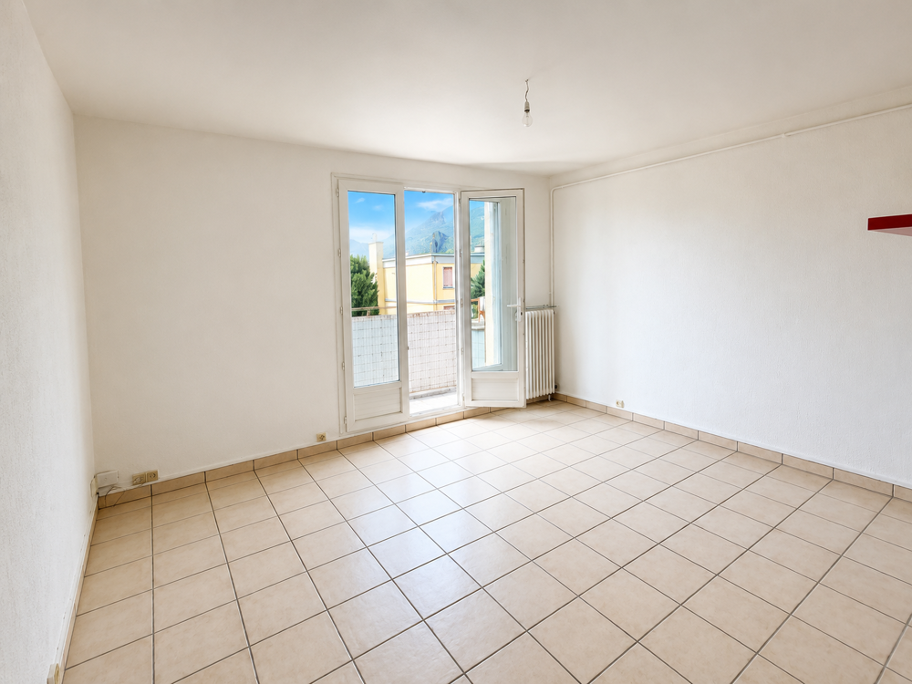 Vente Appartement DPT 38 - A VENDRE - FONTAINE   T3 - 55 m2   DERNIER ÉTAGE   IDÉAL INVESTISSEUR OU PREMIER ACHAT Fontaine