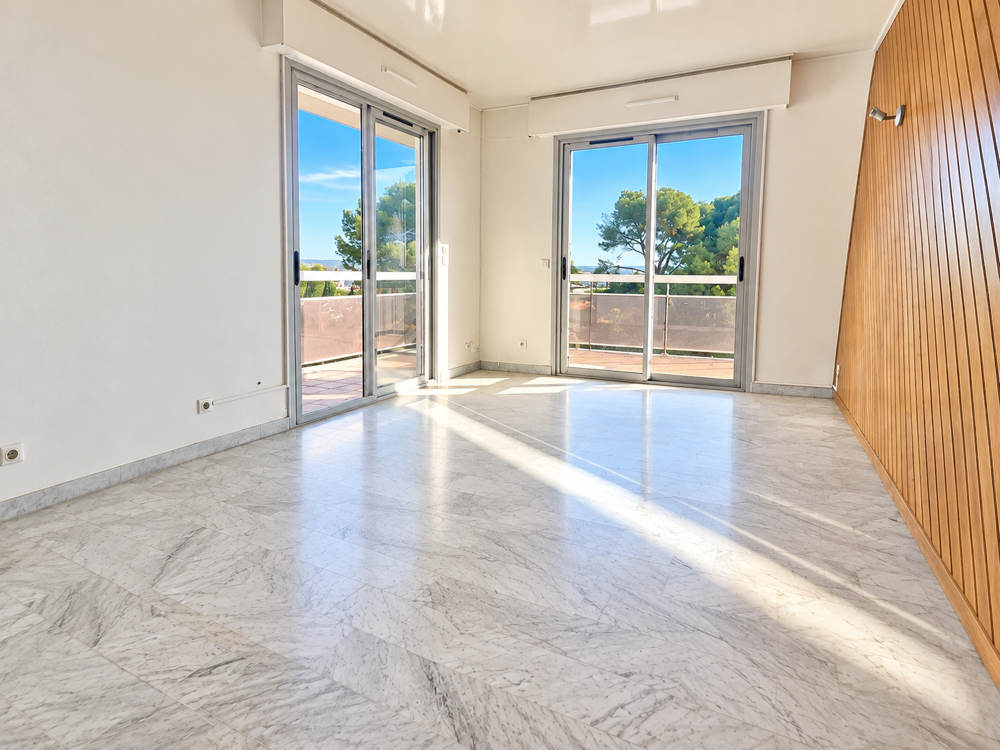 Dépt Hérault (34), à vendre MONTPELLIER Appartement T2 de 42m2 - Terrasse - parking en sous-sol - cave.