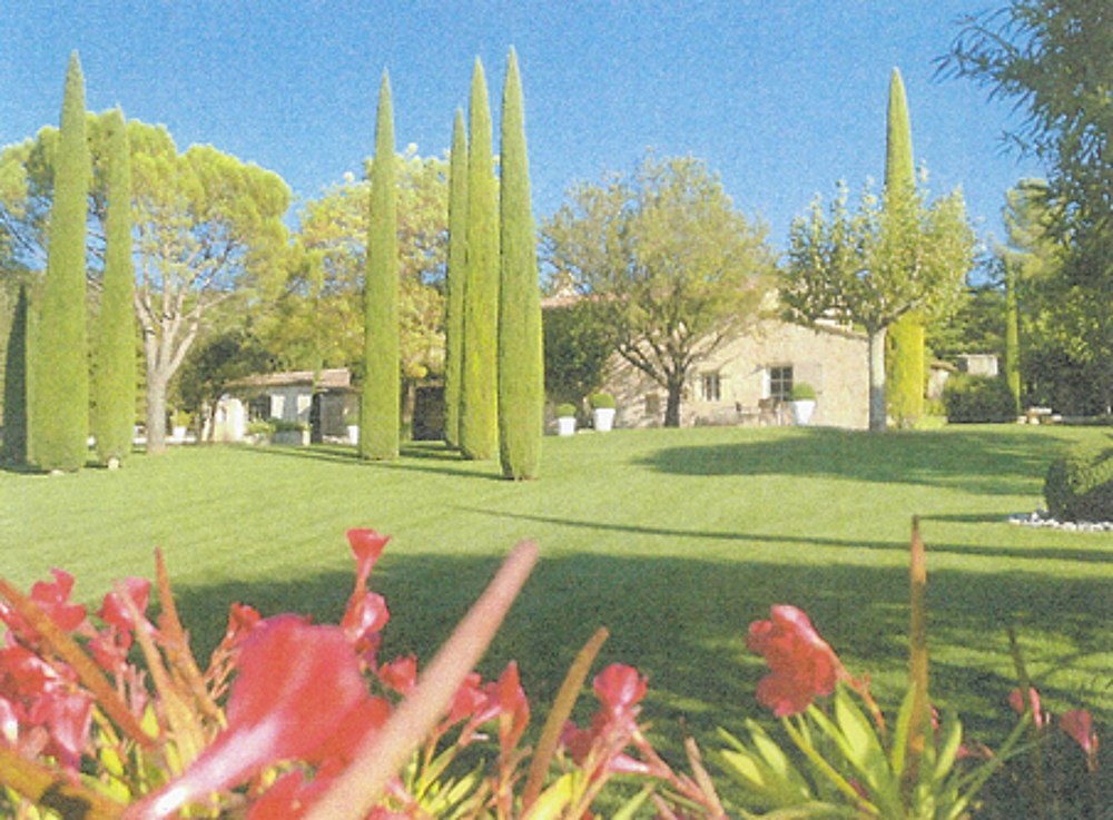 à vendre  Propriété/château Apt (84400)