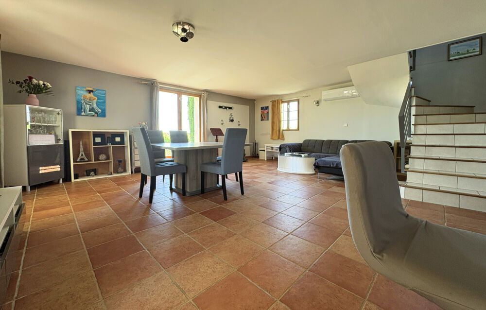 à vendre  Propriété/château Pouzilhac (30210)