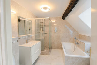  Propriété/château à vendre 10 pièces 227 m²