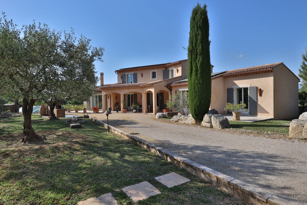 Dept 84 - Apt - Grande maison au calme avec vue, garage et piscine