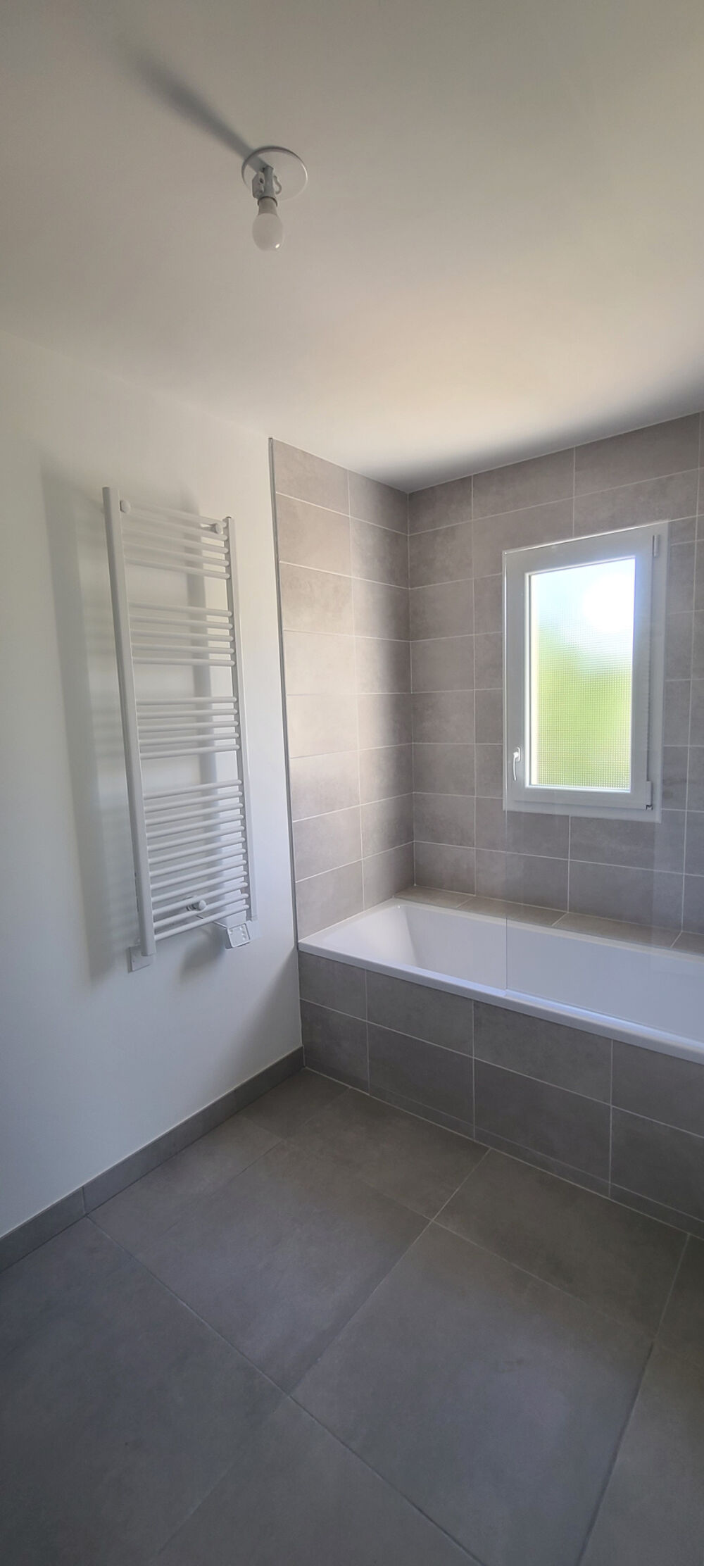 Vente Appartement APPARTEMENT T4 (3 CH), PROCHE CENTRE VILLE. Nimes