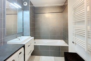  Appartement � vendre 4 pi�ces 82 m�