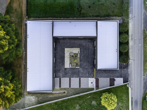  Dpt (31) Haute Garonne - Locaux Industriels à louer 433m2 