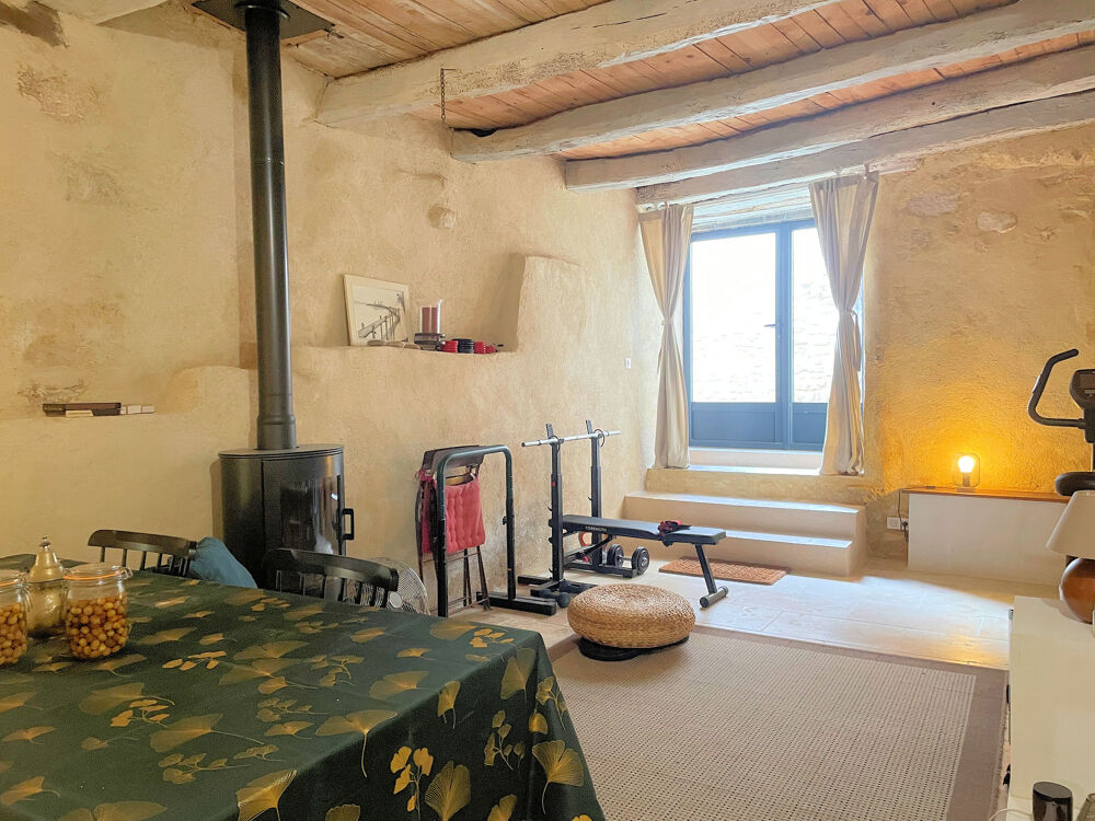 Maison de village traversante