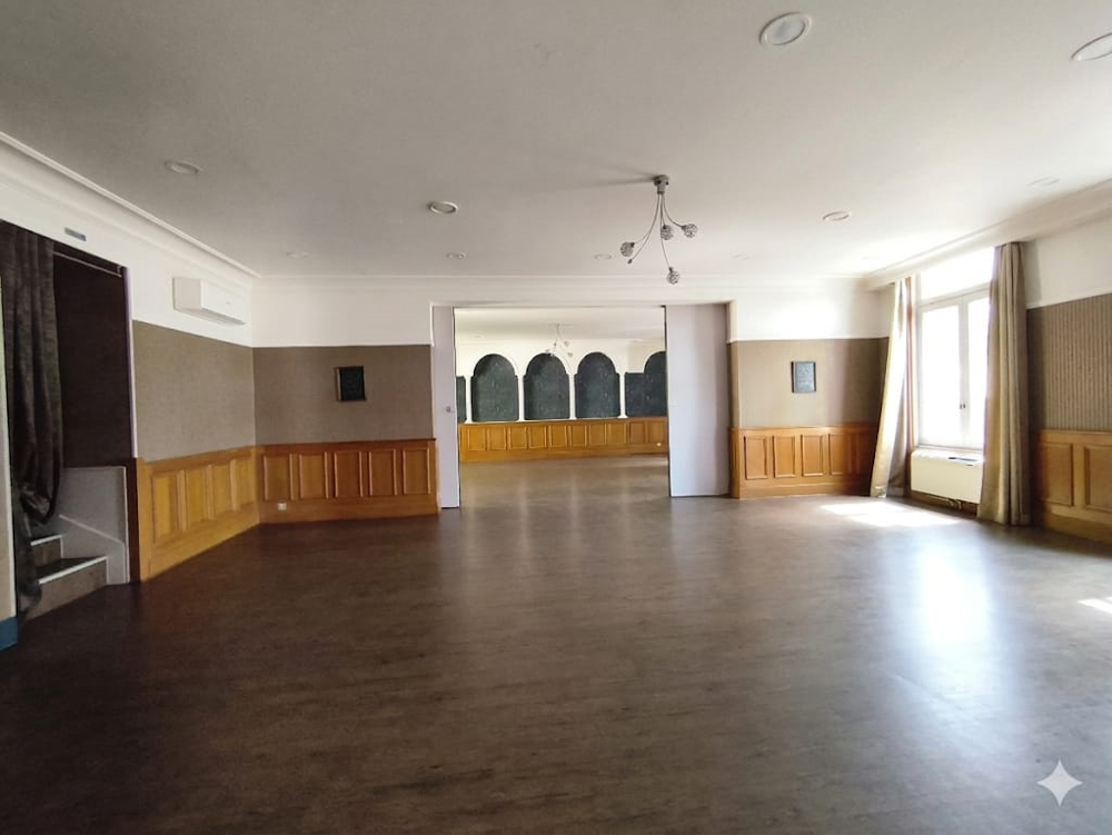 à vendre  Propriété/château Valence (26000)