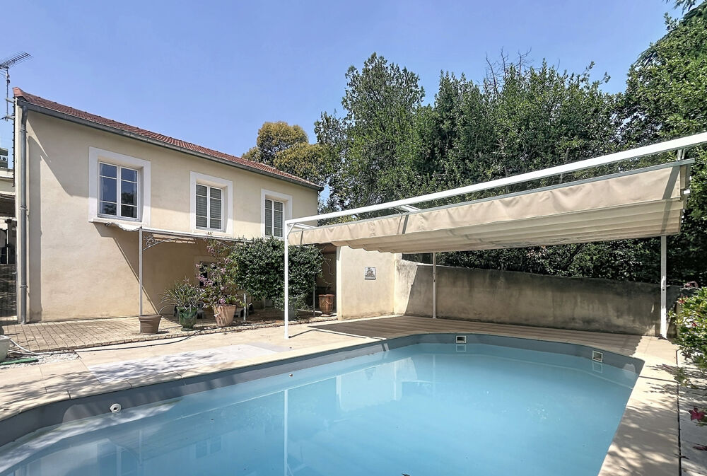 Maison 4 pièces 104 m² · à Nimes · 104 m² · 360 000 €