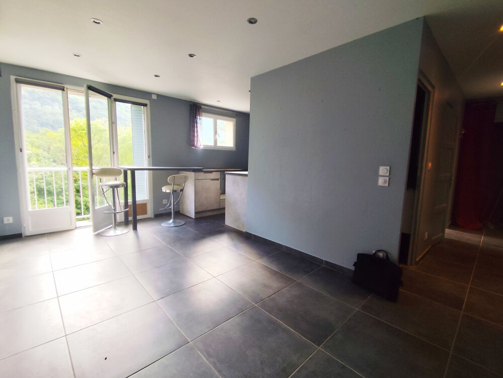Appartement 4 pièces 62 m² · à Vizille · 62 m² · 80 000 €
