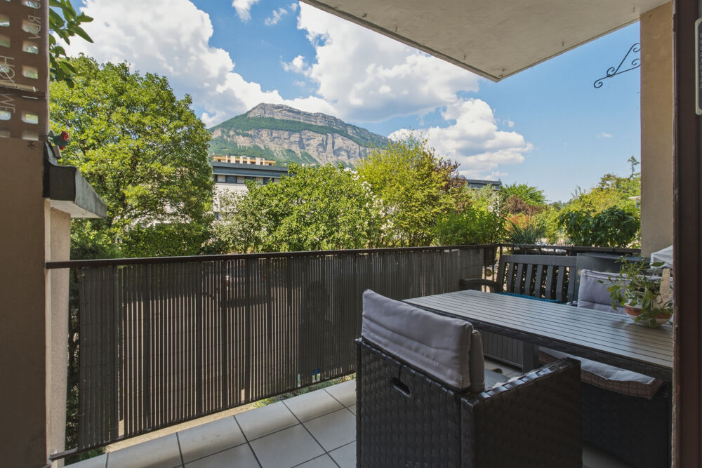 Isère (38) - A Vendre MEYLAN - Appartement T4 traversant 67 m2 terrasse parking - proche écoles et Grenoble