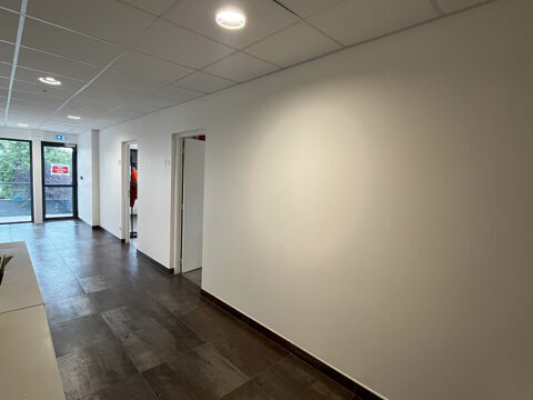   A LOUER - Plateau de bureaux 200m2 - CASTANET-TOLOSAN 