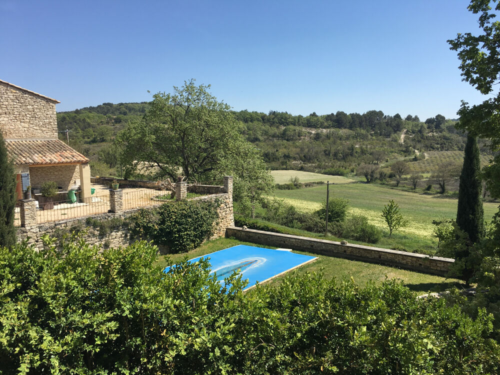 à vendre  Propriété/château Murs (84220)